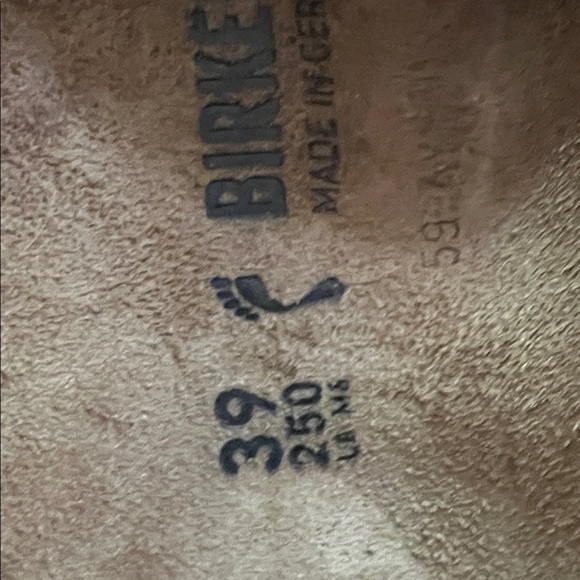 Birkenstock Catalinia 39 Cream Metallic Sandals with Gold Buckle - Picture 5 of 5